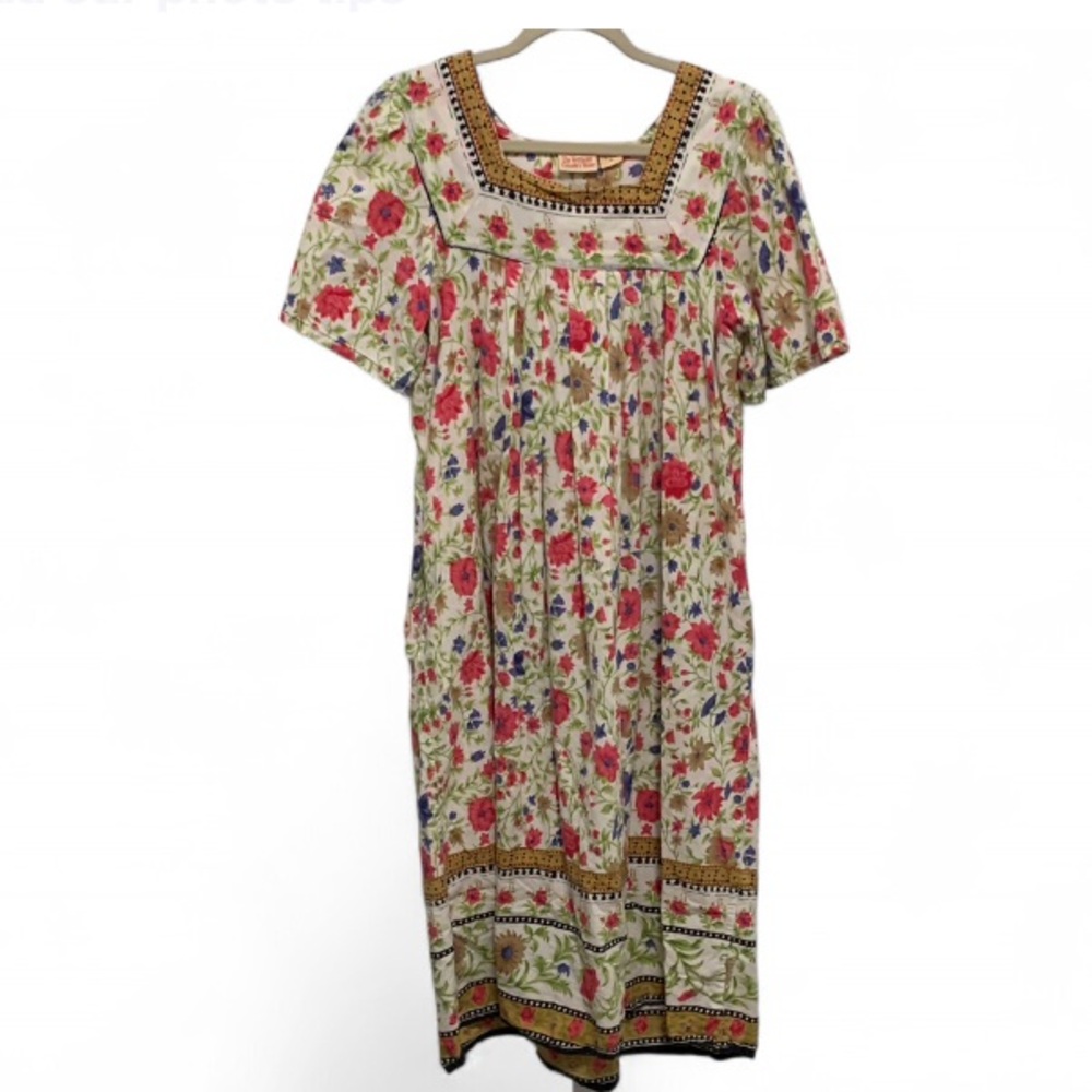Y2K The Vermont Store White Floral House Dress